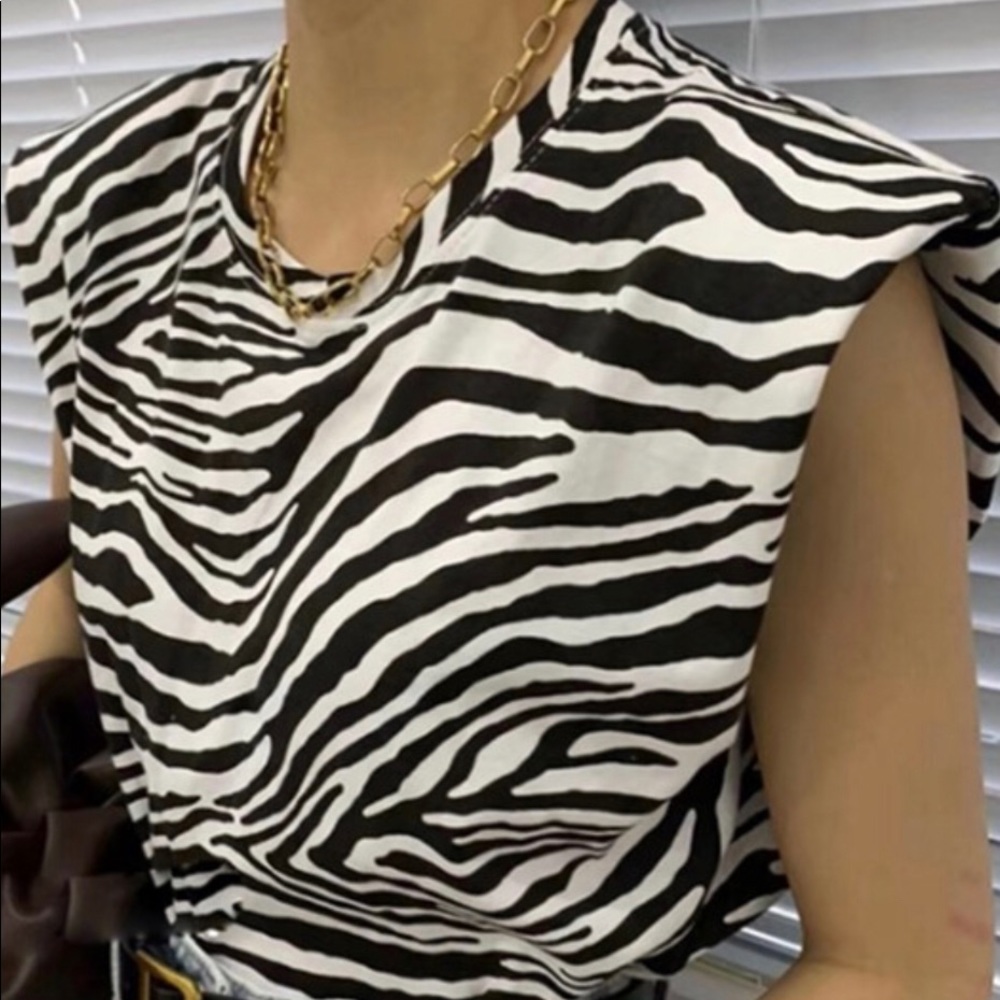 Zebra 🦓 print Muscle Tee